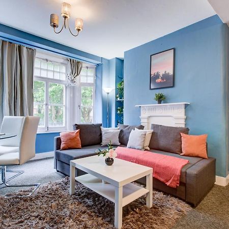 Oxford Street - Mayfair, Central London Budget Apartment Buitenkant foto