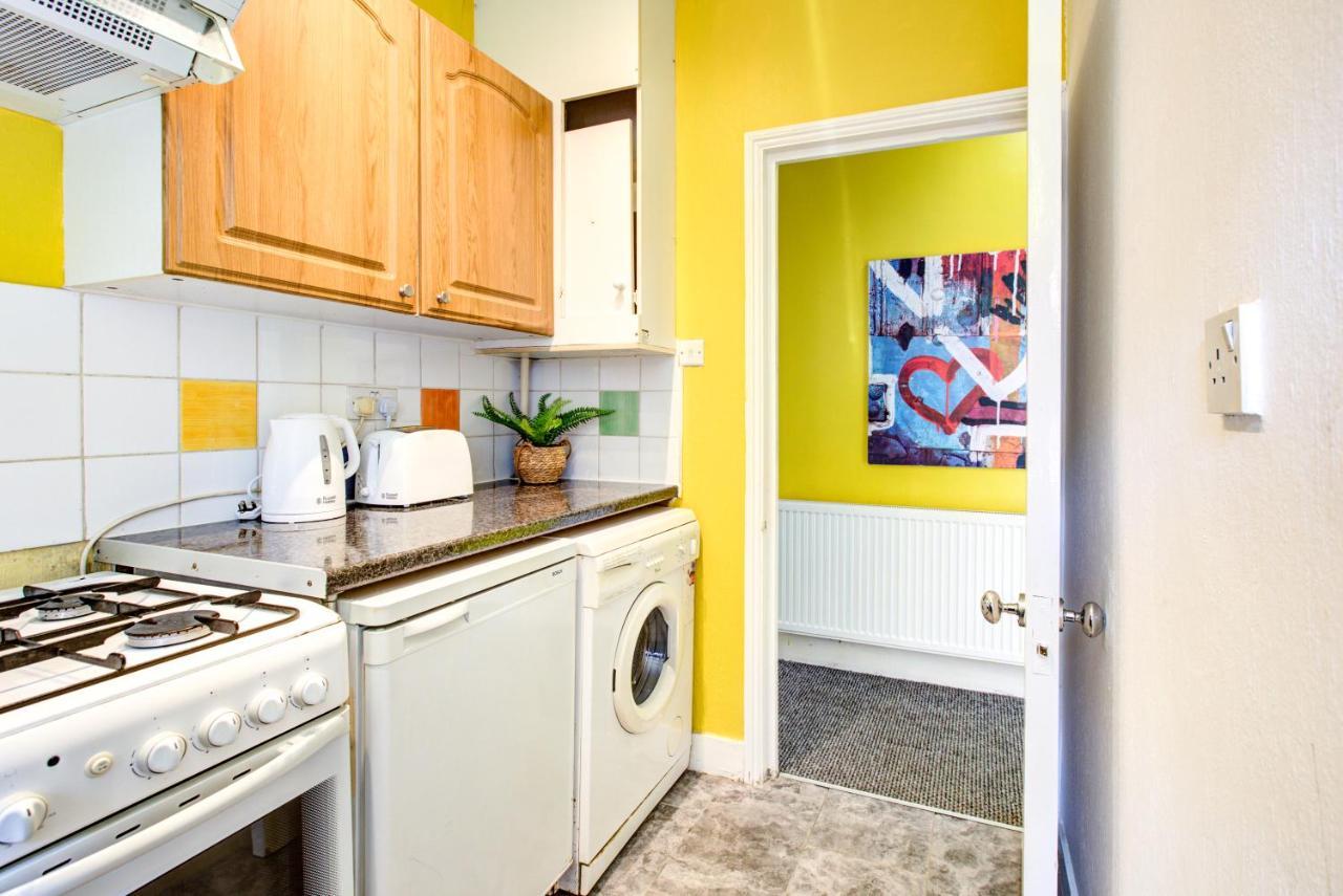 Oxford Street - Mayfair, Central London Budget Apartment Buitenkant foto